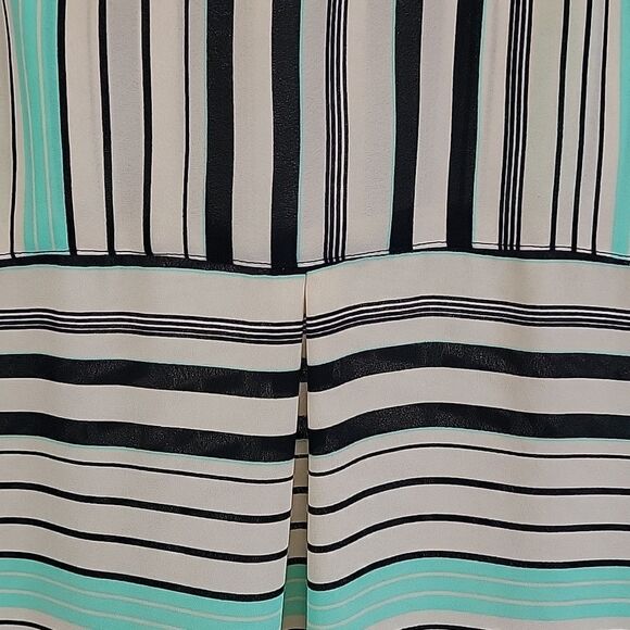 Hippie Rose striped mint green casual blouse Women's Size M - Picture 8 of 12